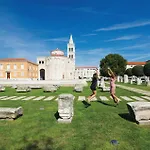 Awesome In Casa de Férias Privlaka (Zadar)