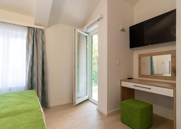 Awesome In * Privlaka (Zadar)