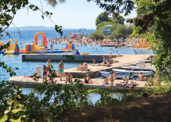 Awesome In Semesterbostad