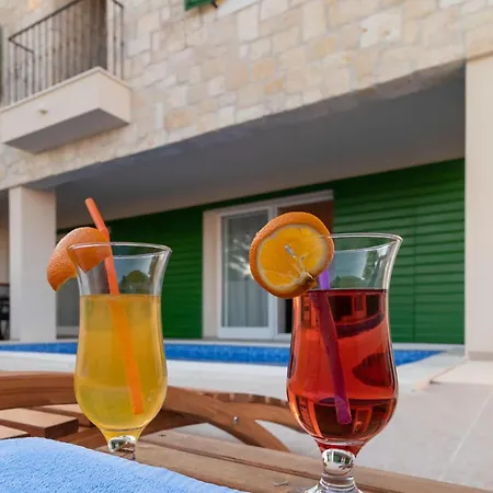 Feriehus Awesome In *